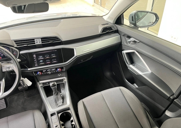 Audi Q3 cena 139900 przebieg: 52876, rok produkcji 2019 z Bydgoszcz małe 436